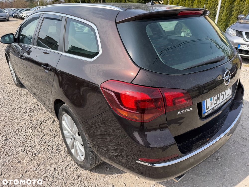 Opel Astra 1.4 Turbo - 12