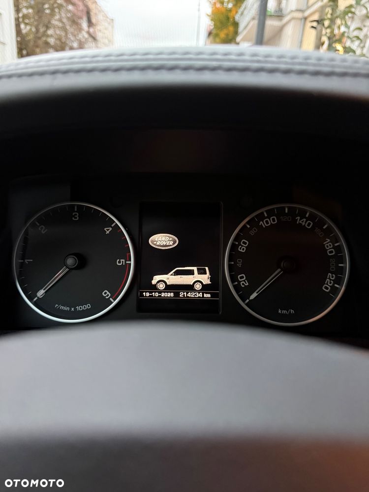 Land Rover Discovery - 24
