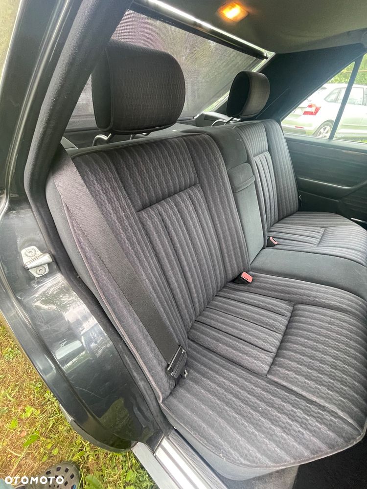 Mercedes-Benz W124 (1984-1993) - 4