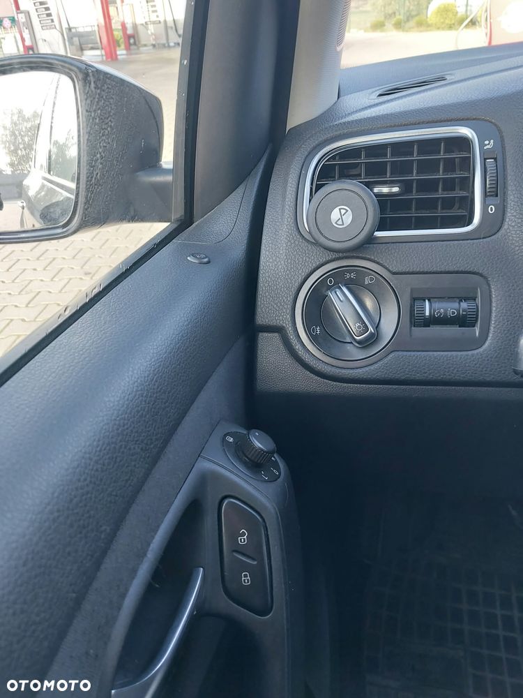 Volkswagen Polo - 6