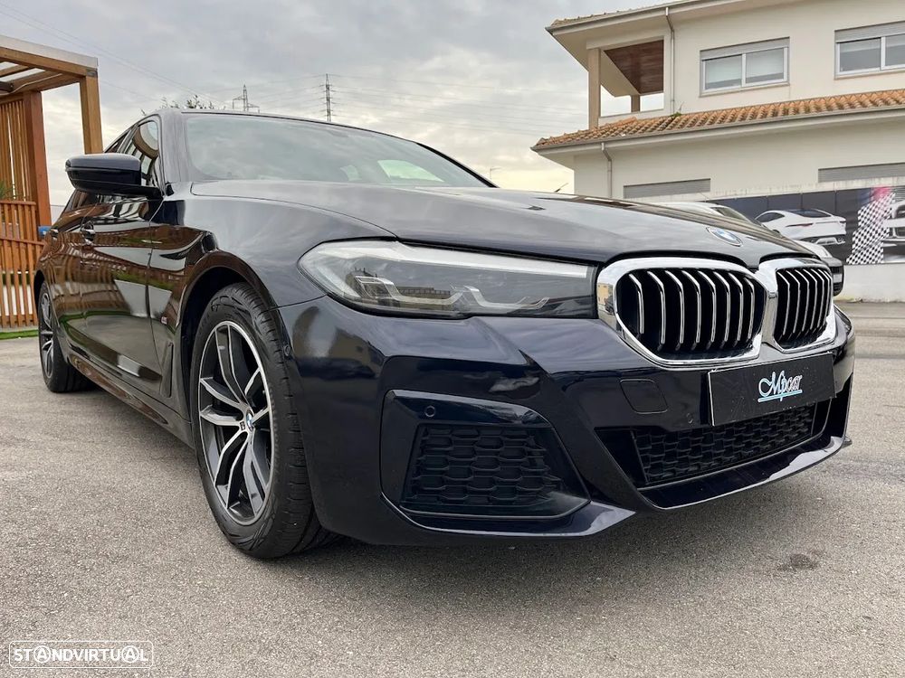 BMW 520 d Pack Desportivo M Auto - 47
