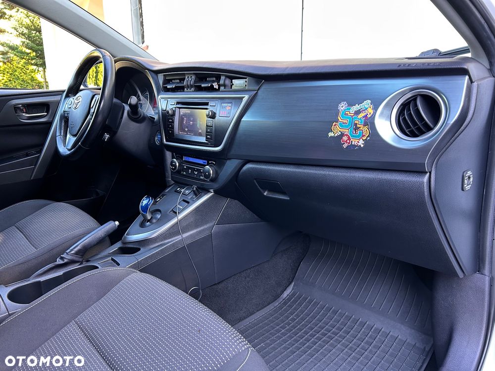 Toyota Auris - 15