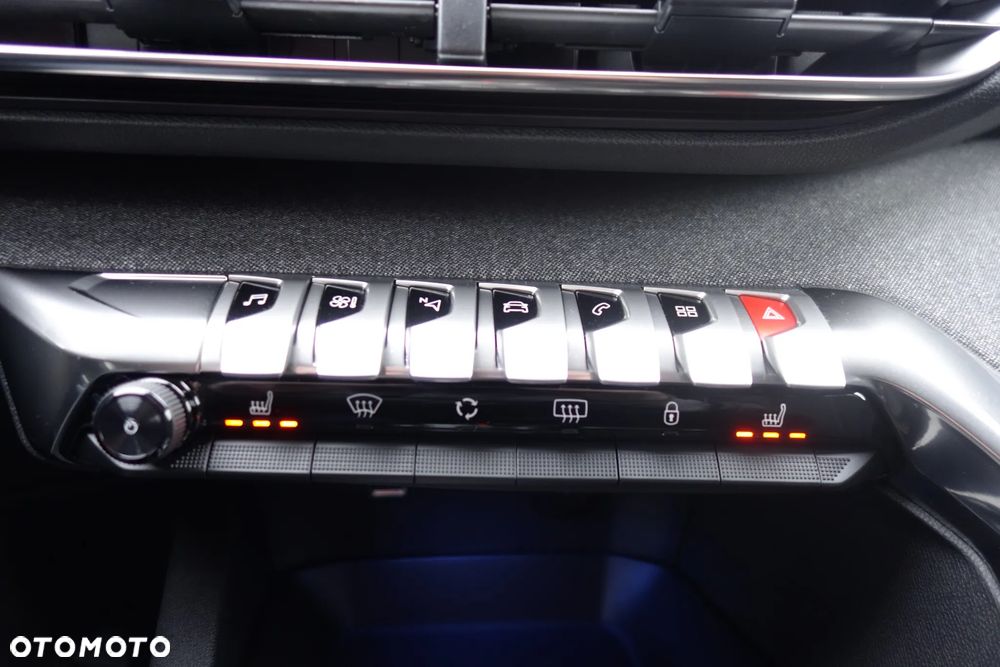 Peugeot 5008 1.6 PureTech GT Line S&S EAT8 - 23