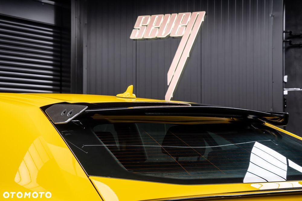 Lamborghini Urus - 12