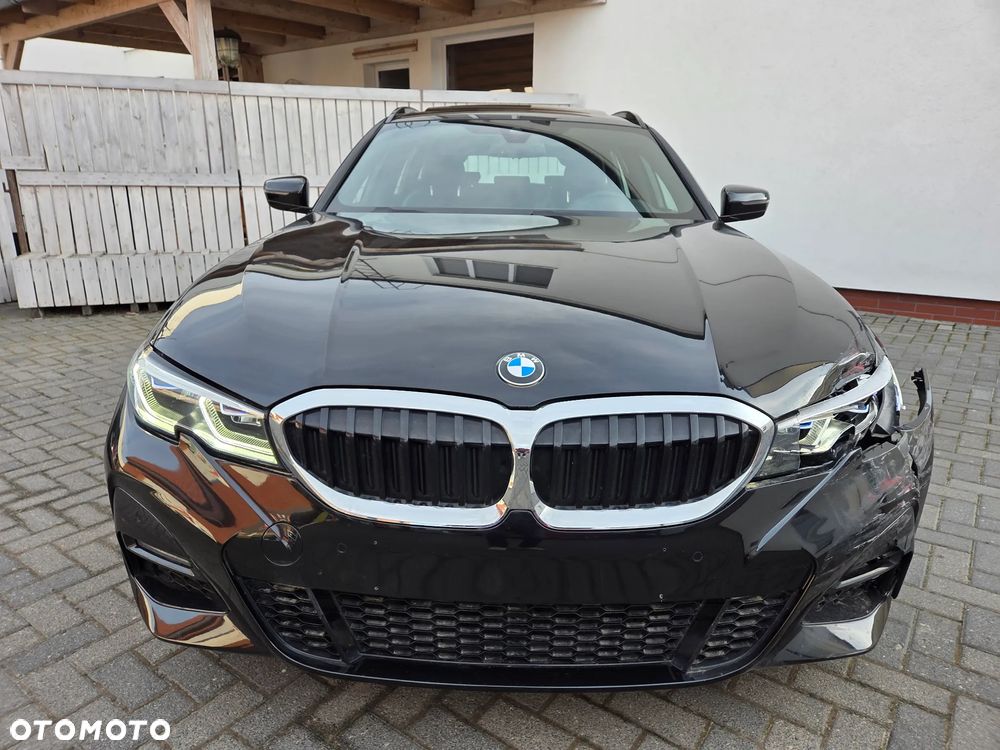 BMW Seria 3 320i Edition M Sport Shadow - 19