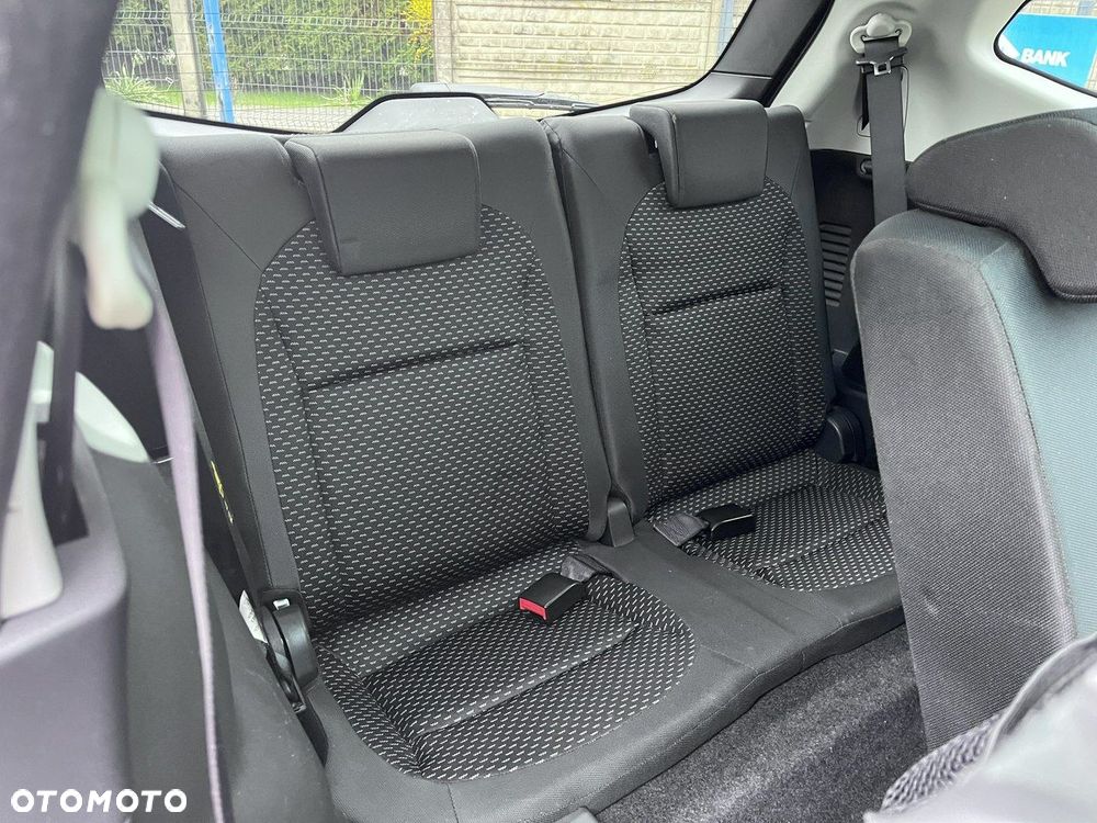 Nissan Qashqai+2 2.0 dCi 4x4 Acenta EU5 - 28