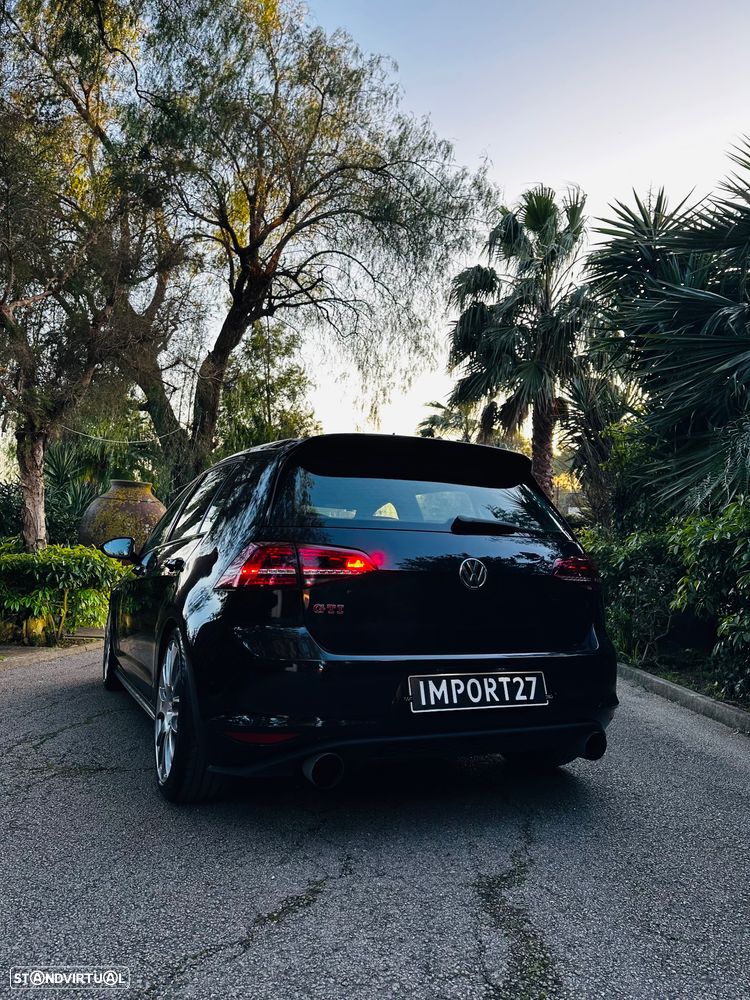 VW Golf 2.0 TSi GTI - 15