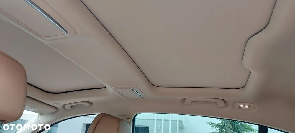 BMW Seria 7 750Li xDrive - 27