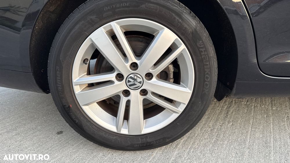 Volkswagen Golf 1.6 TDI DPF DSG BlueMotion Technology Highline - 13