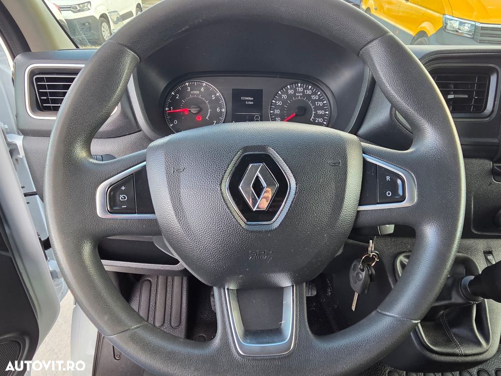 Renault New Master L2H2 - 25