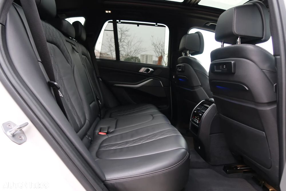 BMW X5 xDrive40i - 18