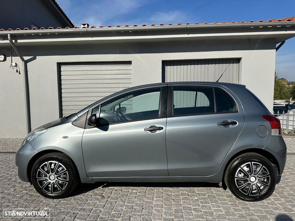 Toyota Yaris 1.4 D-4D AC - 8