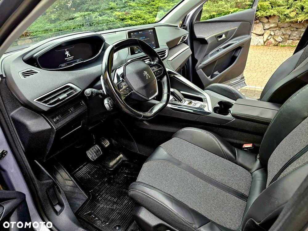 Peugeot 3008 - 8