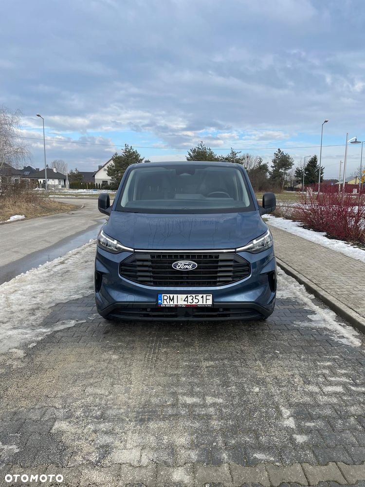 Ford TRANSIT CUSTOM - 23