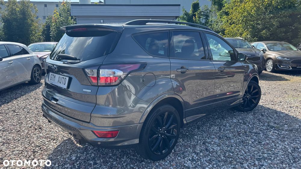 Ford Kuga 1.5 EcoBoost 2x4 ST-Line - 16