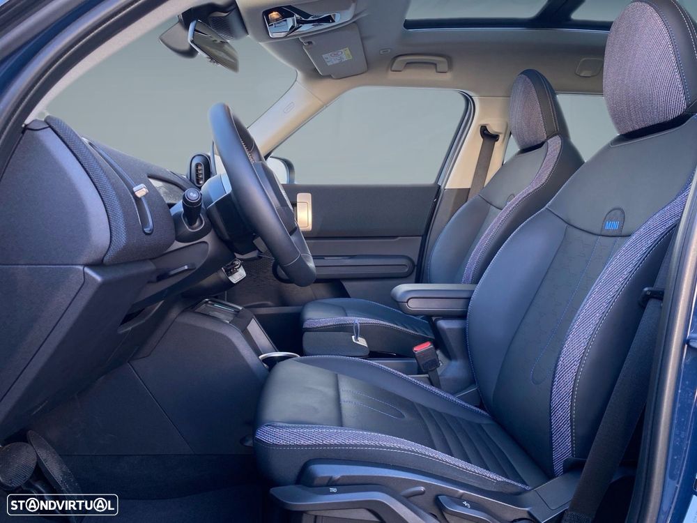 MINI Countryman D Classic M - 3