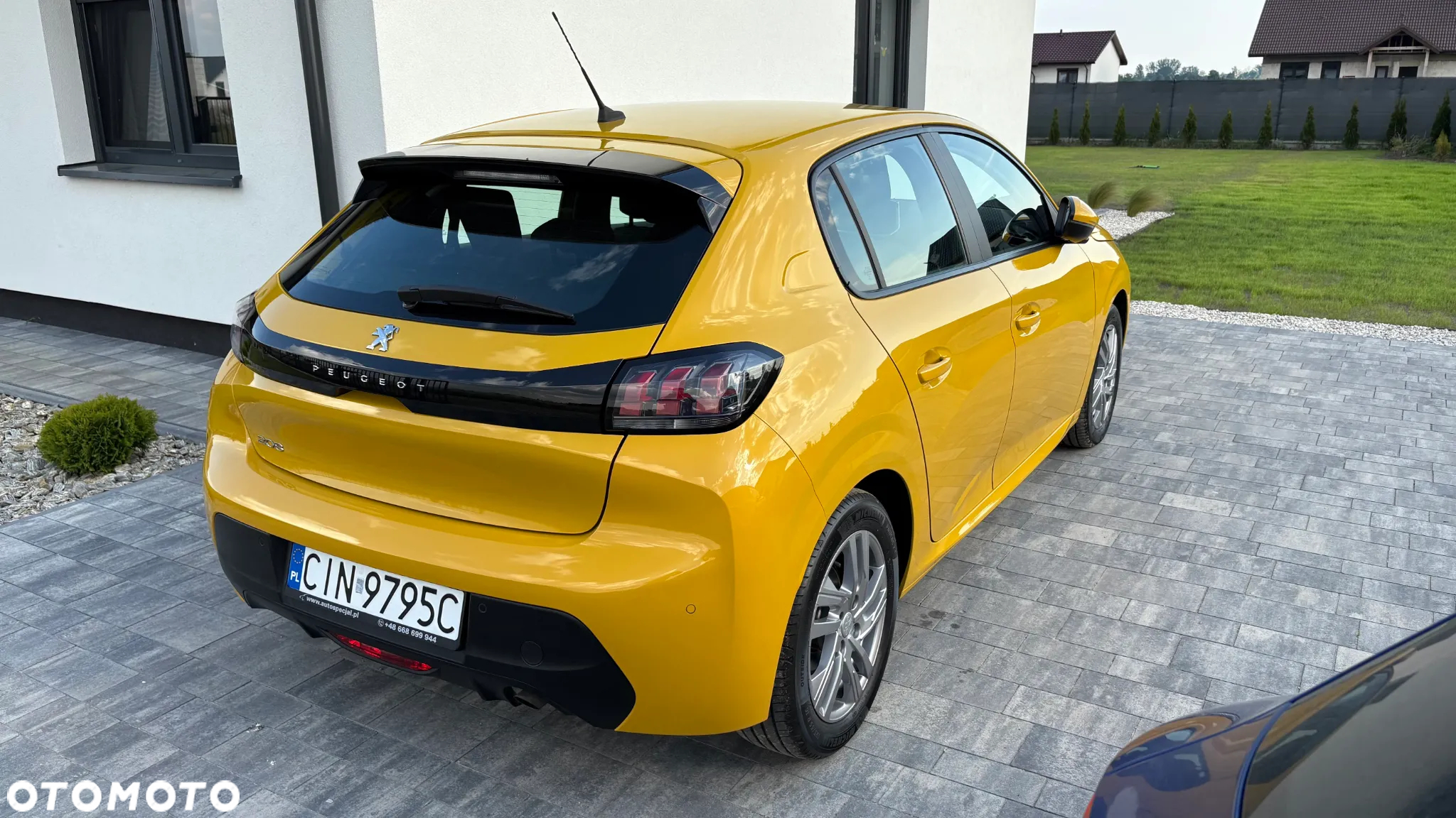 Peugeot 208 1.2 PureTech Allure S&S - 5