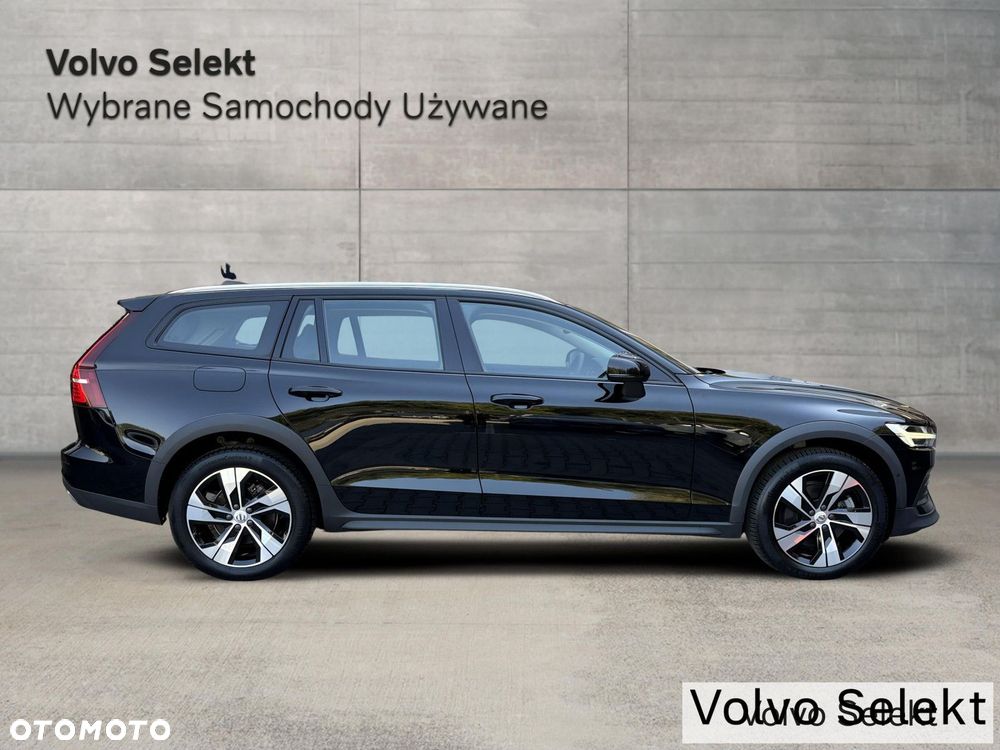 Volvo V60 Cross Country - 7