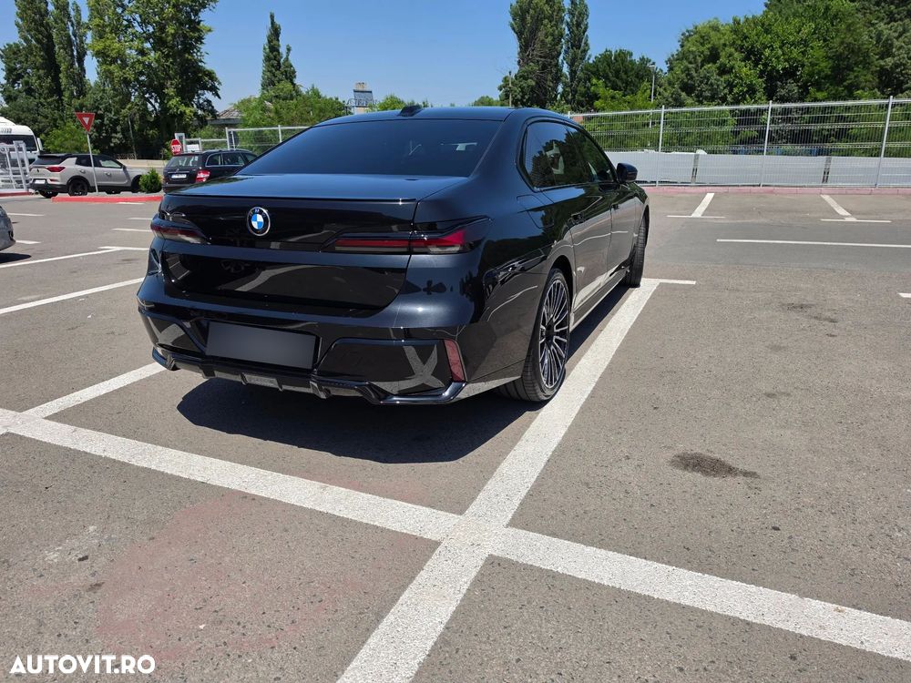 BMW Seria 7 740d xDrive MHEV - 20