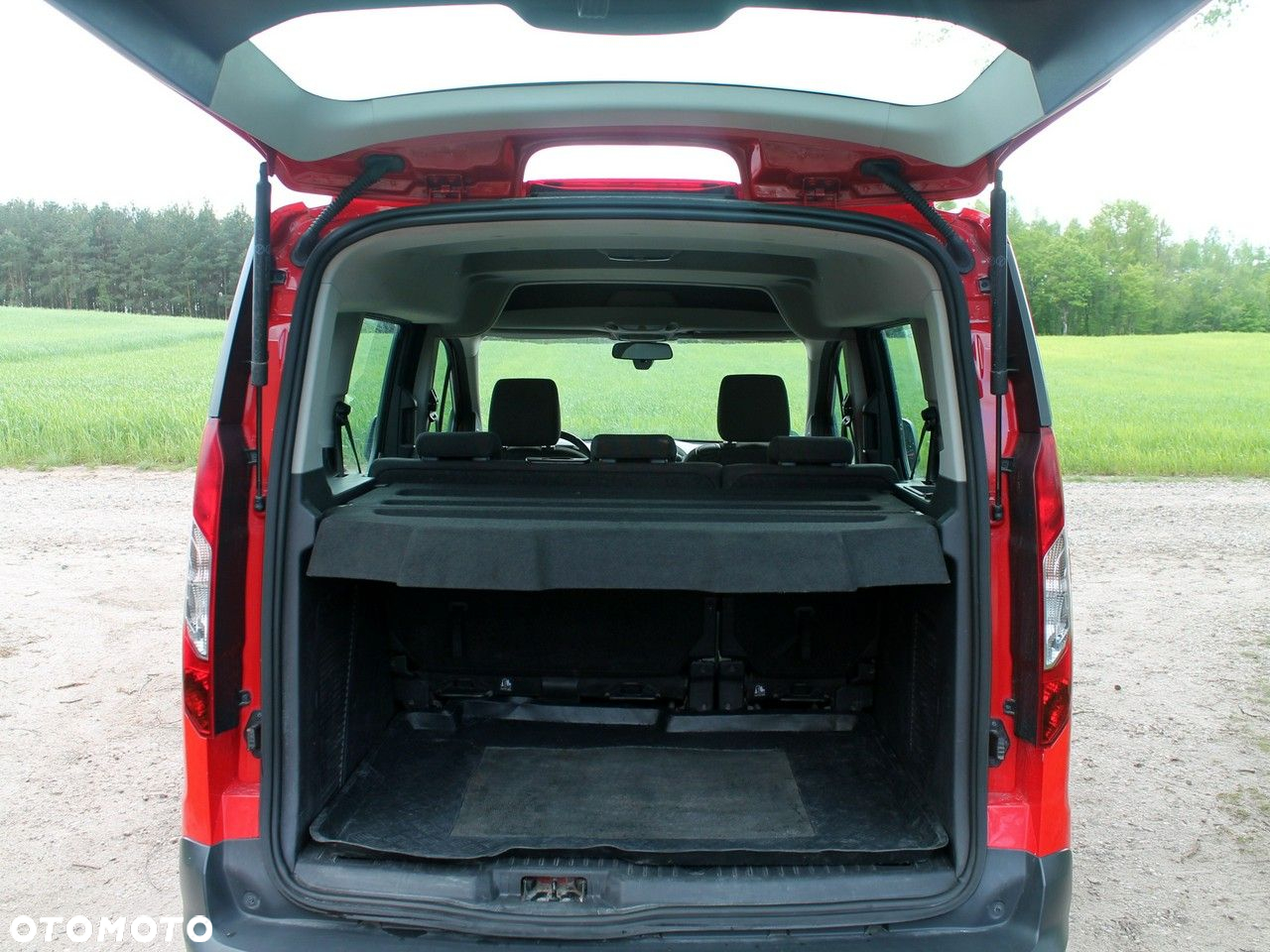 Ford Tourneo Connect - 26