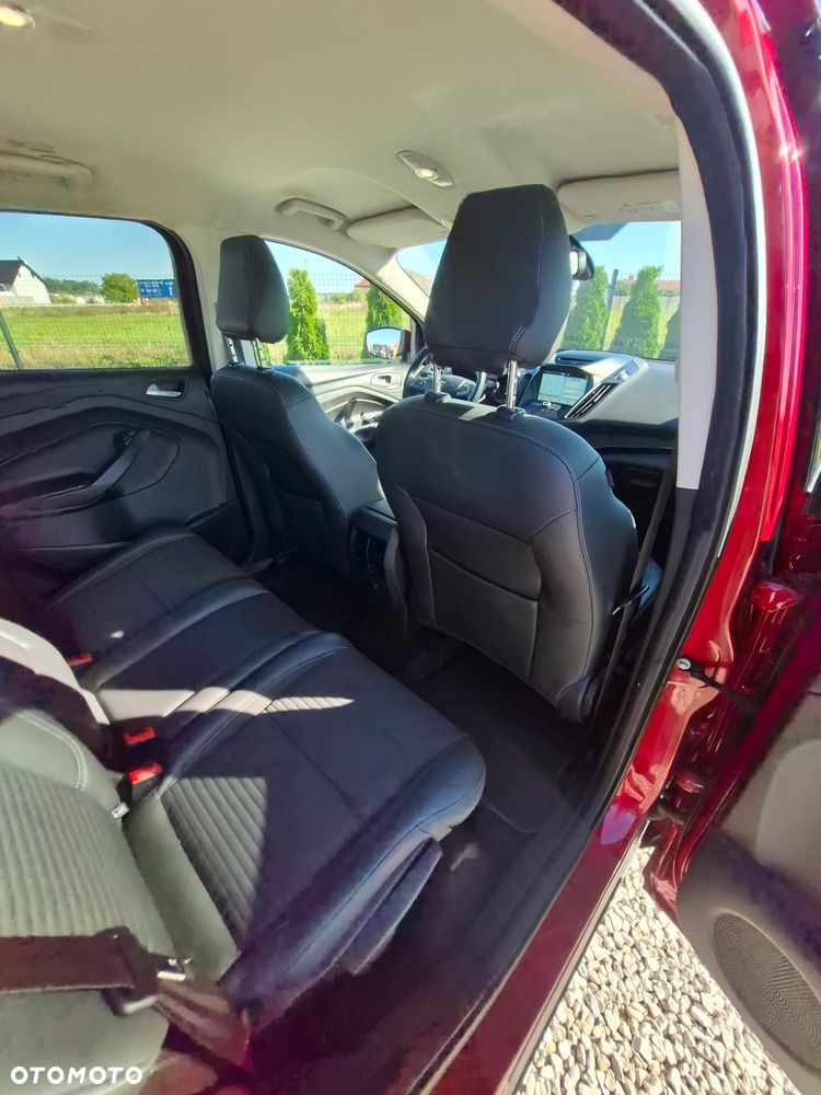 Ford Kuga - 34