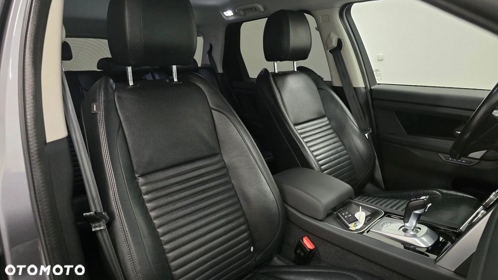 Land Rover Discovery Sport D200 Dynamic S - 17