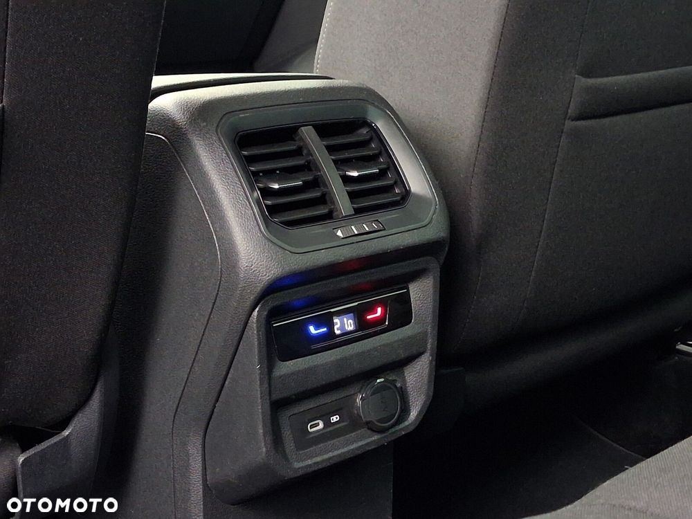Volkswagen Tiguan 2.0 TSI 4Mot Elegance DSG - 29