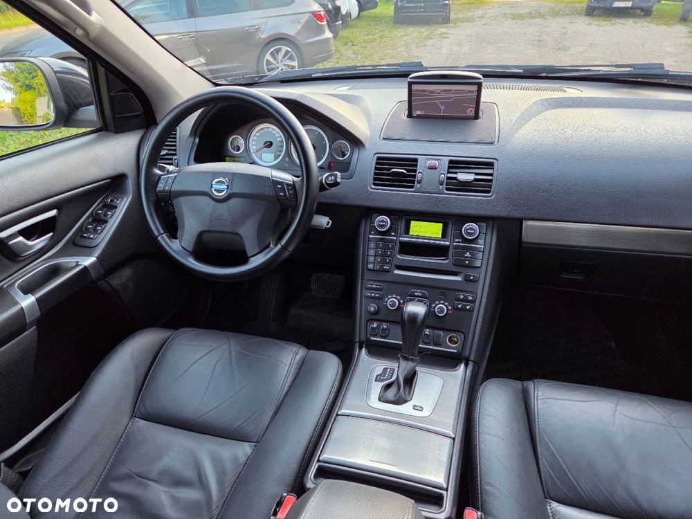Volvo XC 90 D5 Momentum - 6