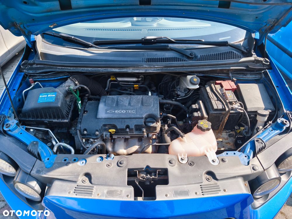 Chevrolet Aveo 1.2 LT - 16