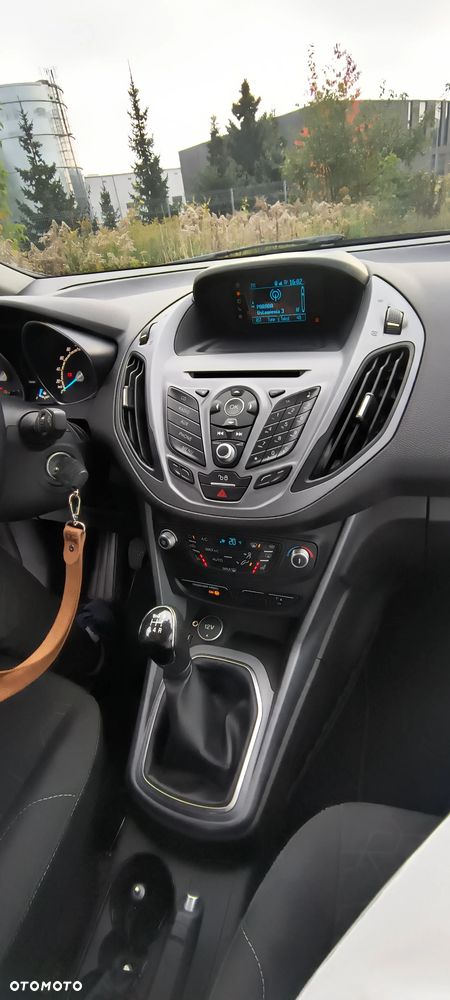 Ford B-MAX - 11