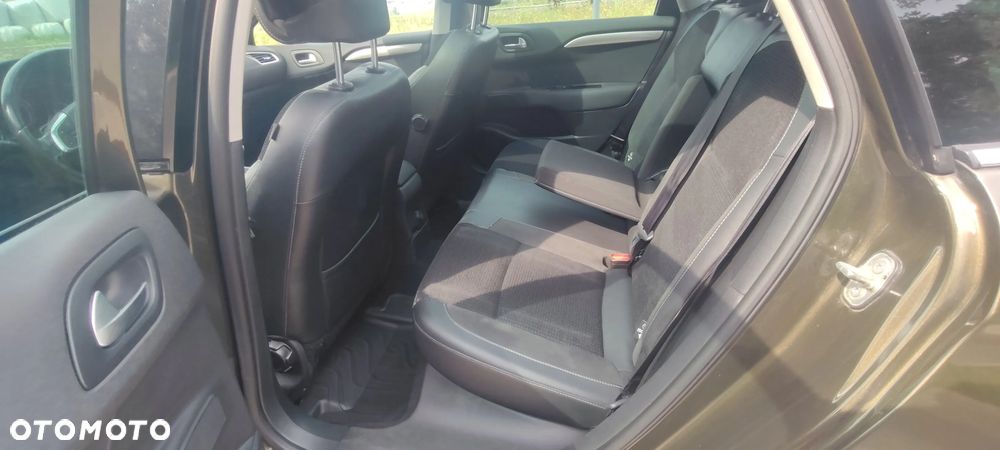 Citroën C4 1.2 PureTech Shine S&S - 5
