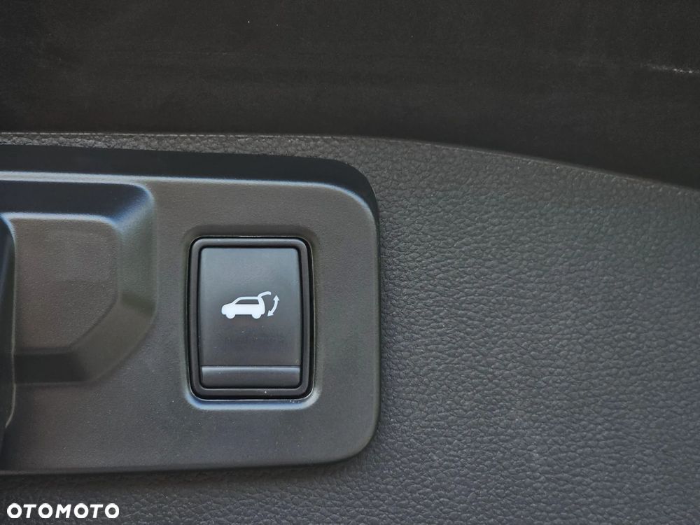 Renault Austral 1.3 TCe mHEV Iconic esprit Alpine - 36