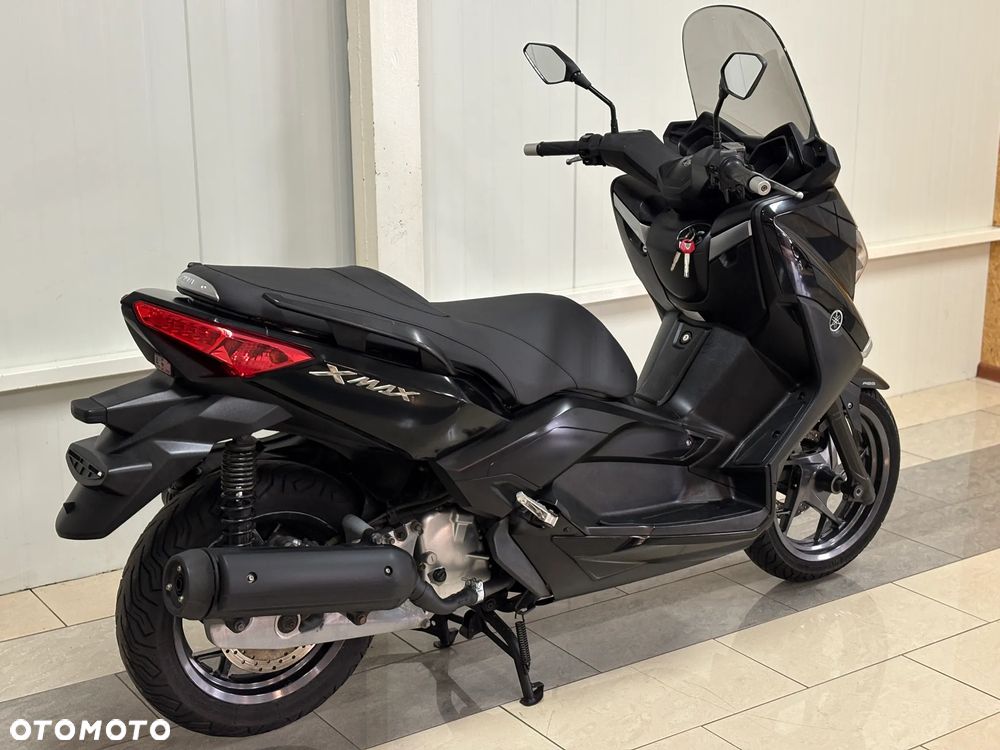 Yamaha X-max - 6