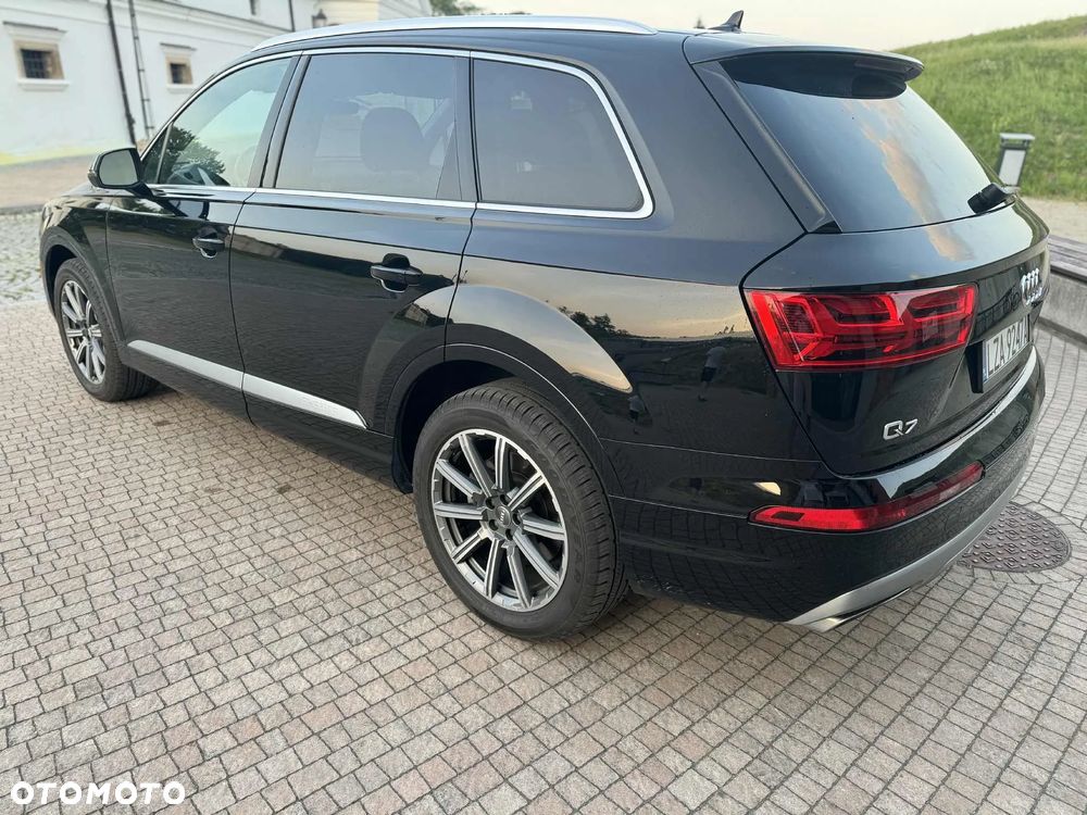 Audi Q7 - 15