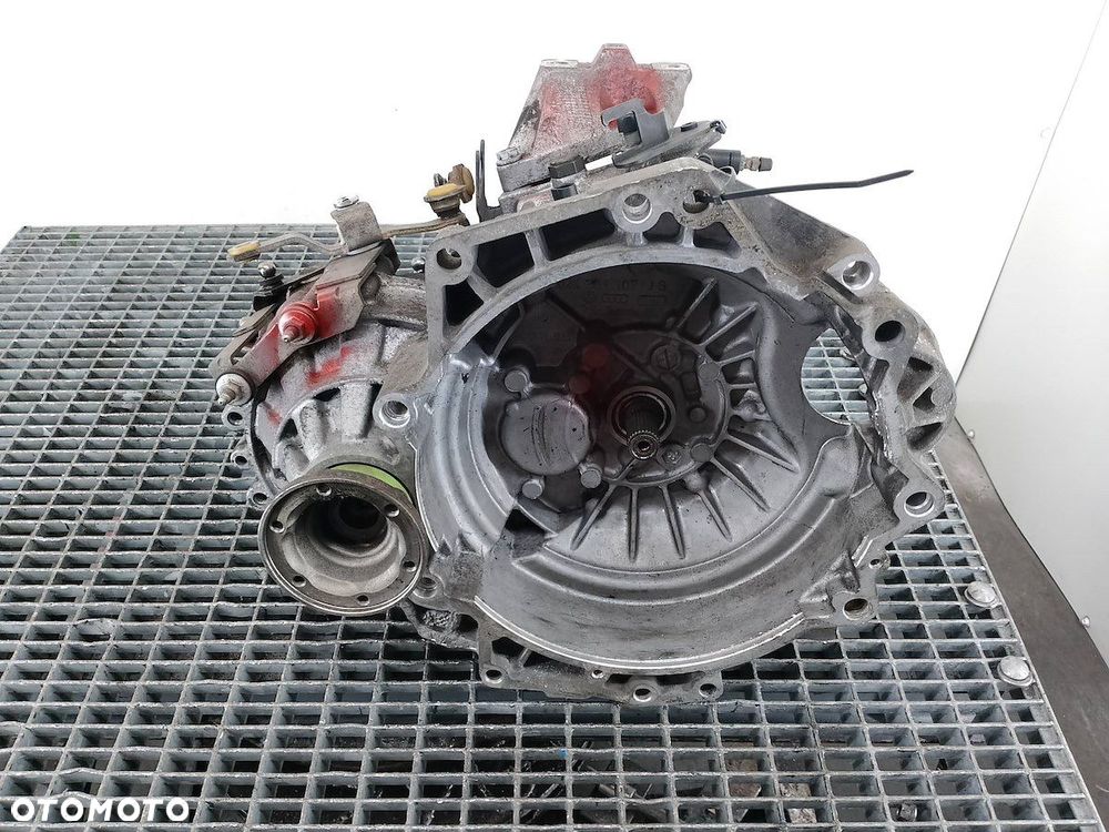 SKRZYNIA BIEGÓW MANUALNA SKODA OCTAVIA I DUW 1.4 16V - 1