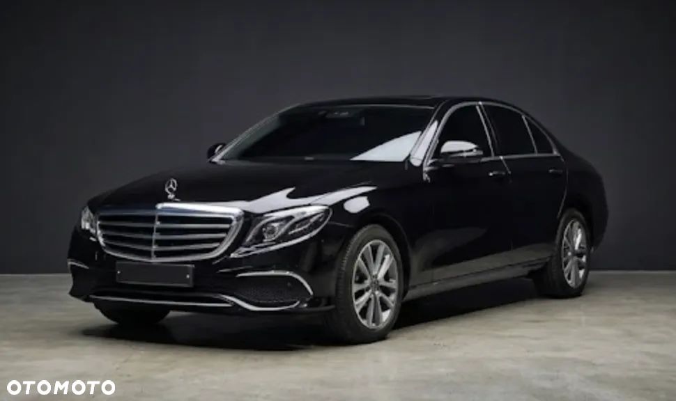 Mercedes-Benz Klasa E 220 d 9G-TRONIC Exclusive - 2