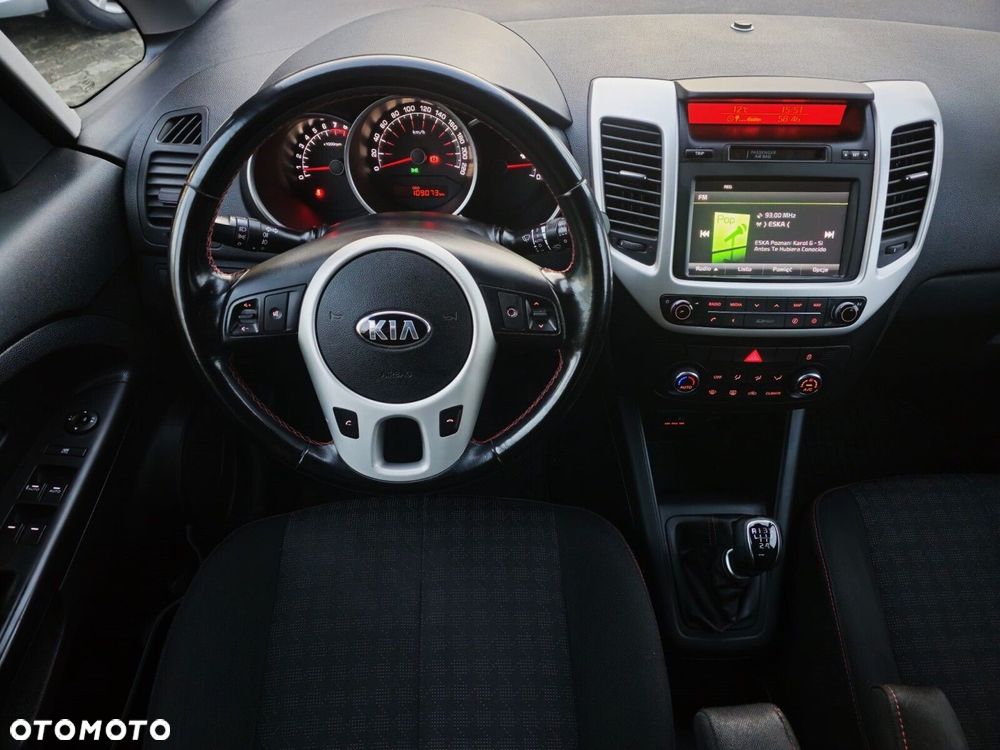 Kia Venga 1.4 L - 10