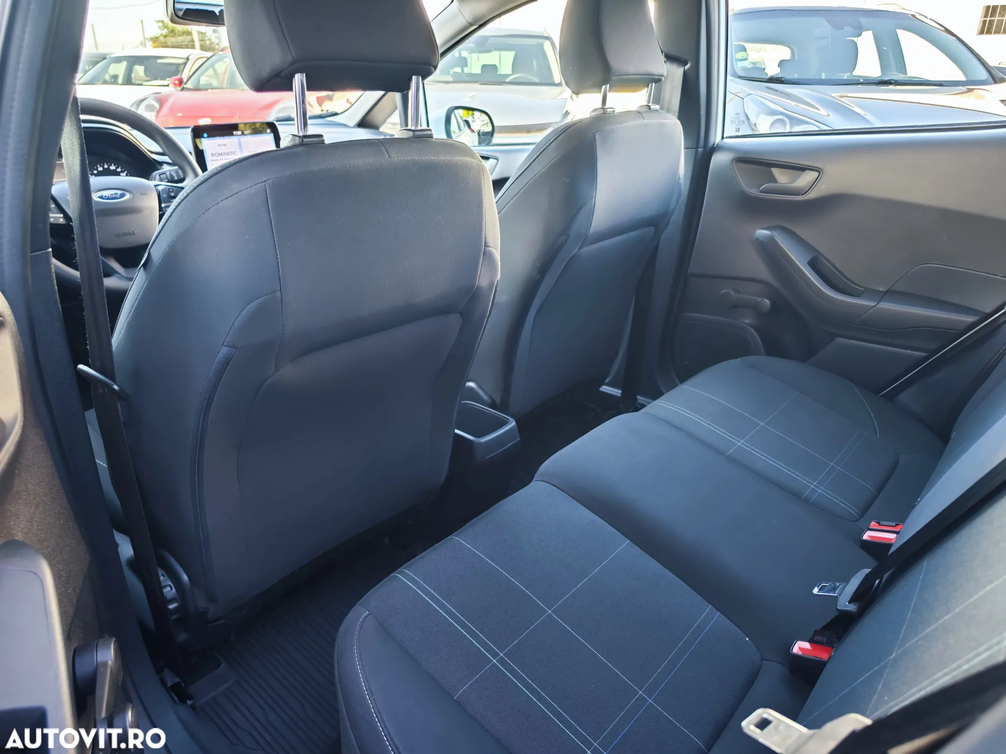 Ford Fiesta 1.1 Trend - 14