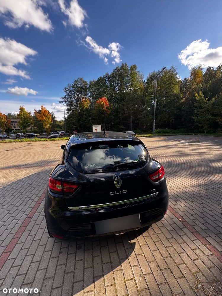 Renault Clio - 6