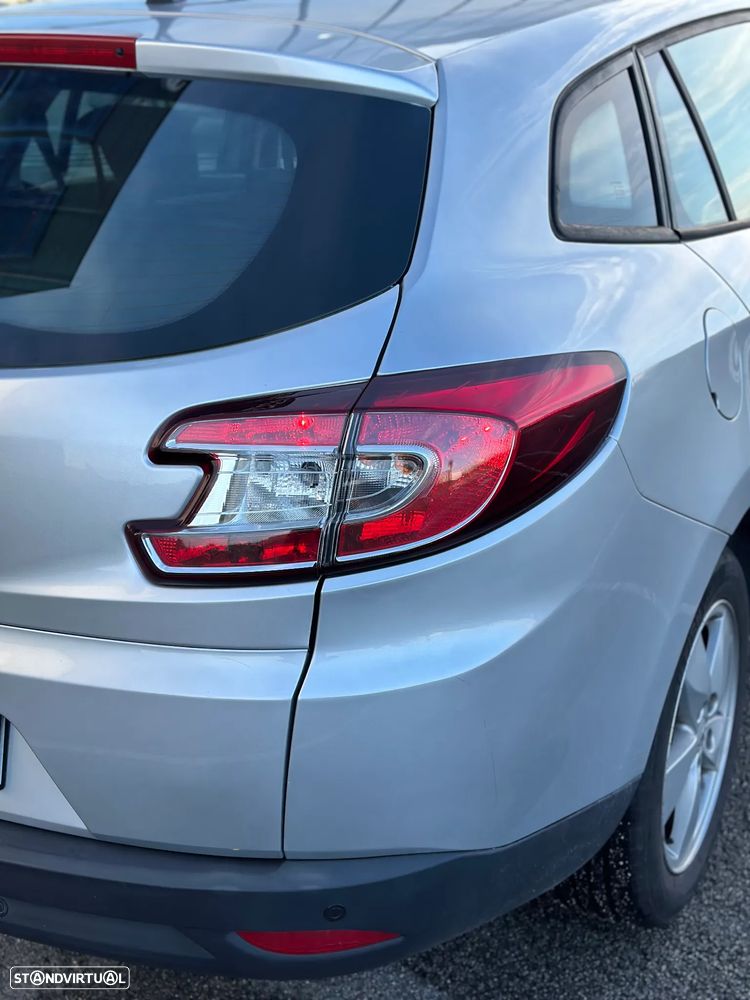 Renault Mégane Sport Tourer 1.5 dCi Dynamique S SS - 8