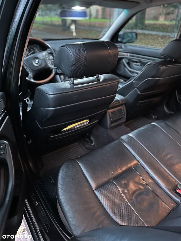 BMW Seria 5 - 11