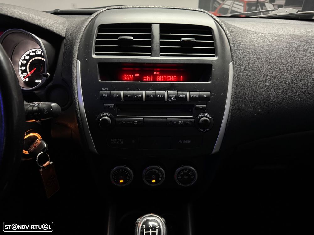 Mitsubishi ASX 1.6 Instyle - 9