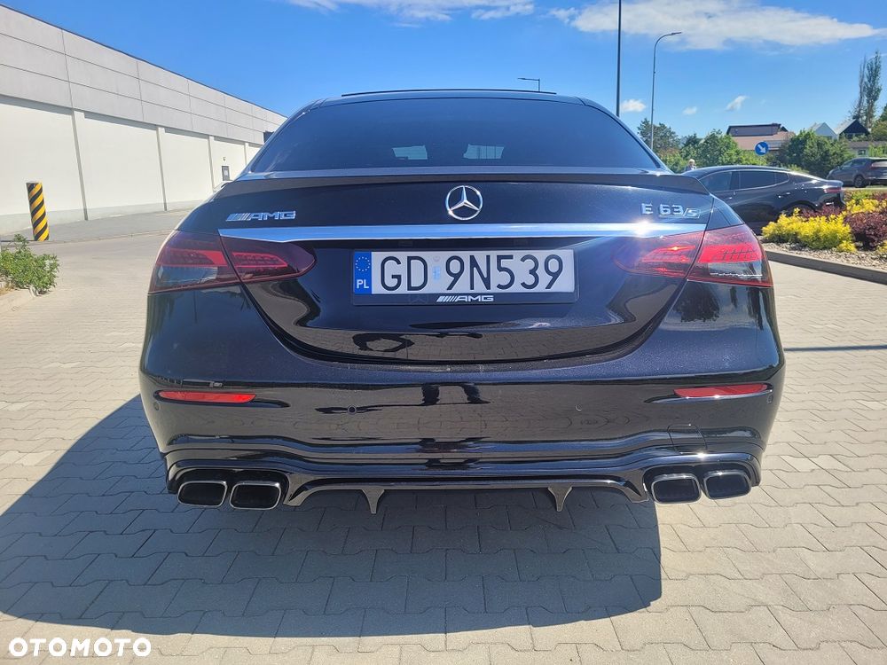 Mercedes-Benz Klasa E AMG 63 S 4Matic+ AMG Speedshift MCT-9G - 7