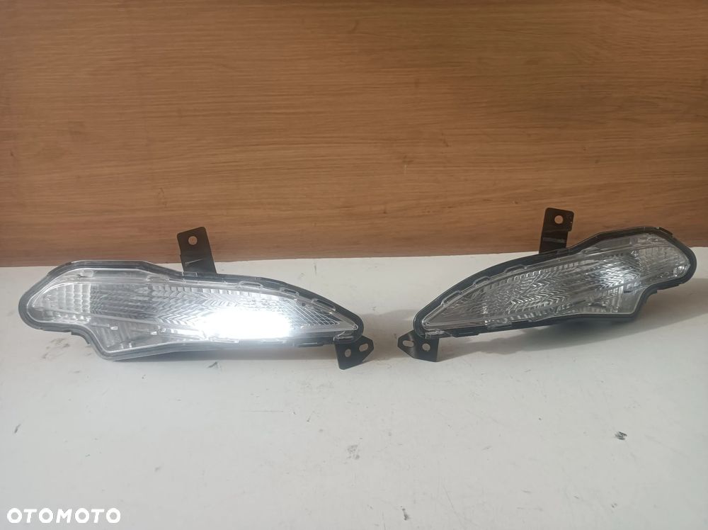 PEUGEOT 308 T9 14- KIERUNKOWSKAZ PRAWY LEWY 9678039280D 9678039380G