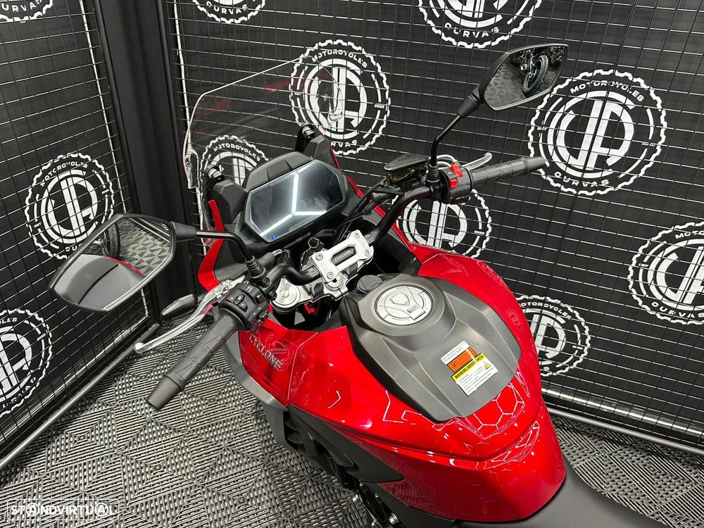 Cyclone RX6 - 3