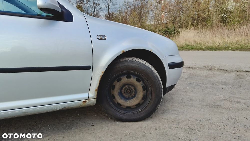 Volkswagen Golf 1.4 Basis - 4