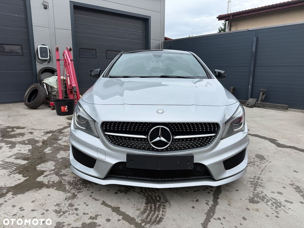 Mercedes-Benz CLA 220 CDI 7G-DCT AMG Line - 6