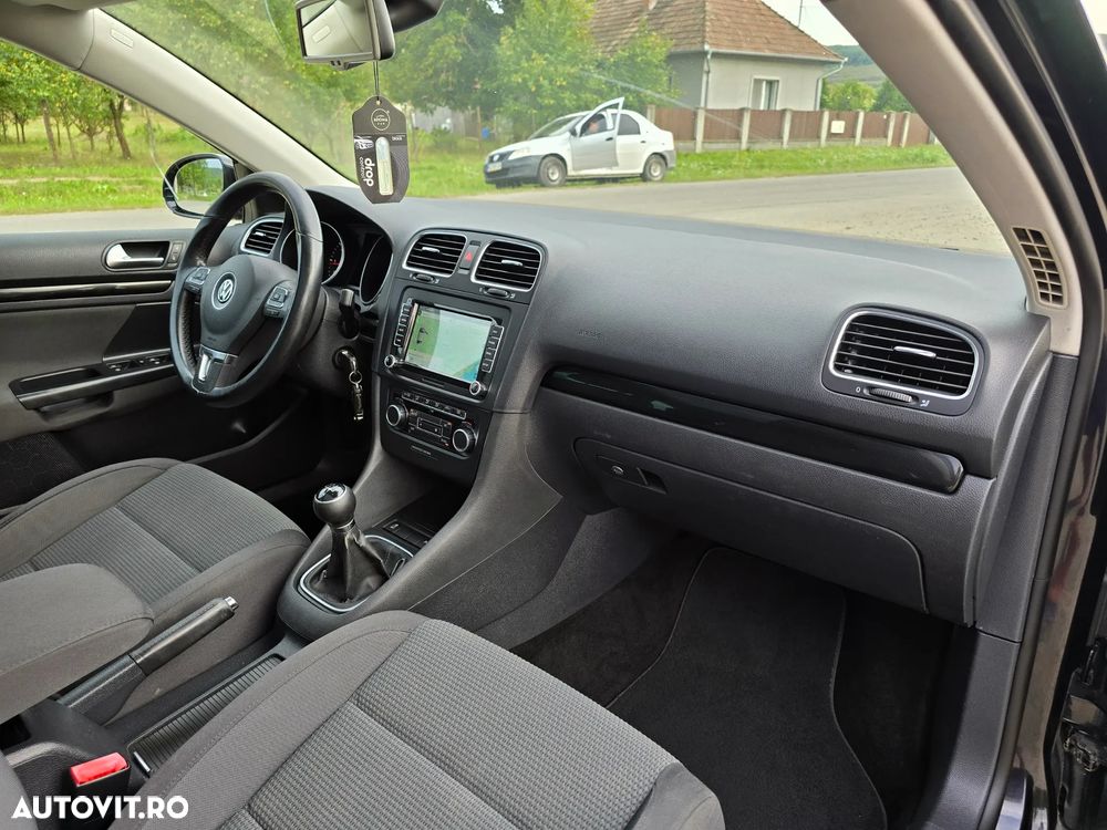 Volkswagen Golf 1.6 TDI BlueMotion Technology DPF Highline - 24