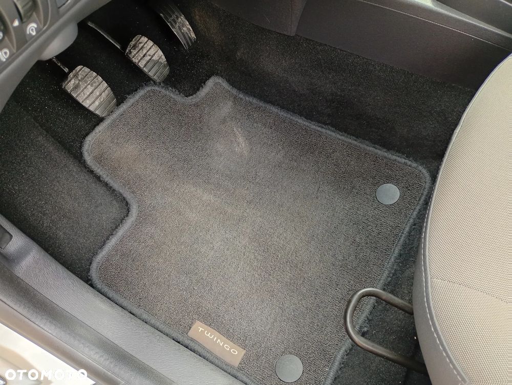 Renault Twingo 1.2 LEV 16V 75 Yahoo - 25