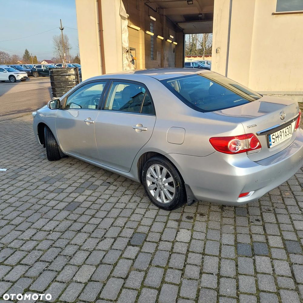 Toyota Corolla 1.4 D-4D Luna - 7